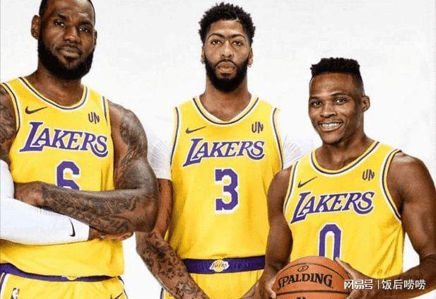 转会期多特蒙德备战全明星赛；状态回暖细节曝光；信心回归；细节决定成败的简单介绍